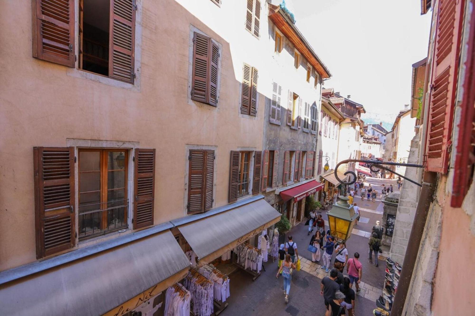 La Bulle Sereine - T2 Atypique En Centre Pieton Apartment Annecy Exterior photo