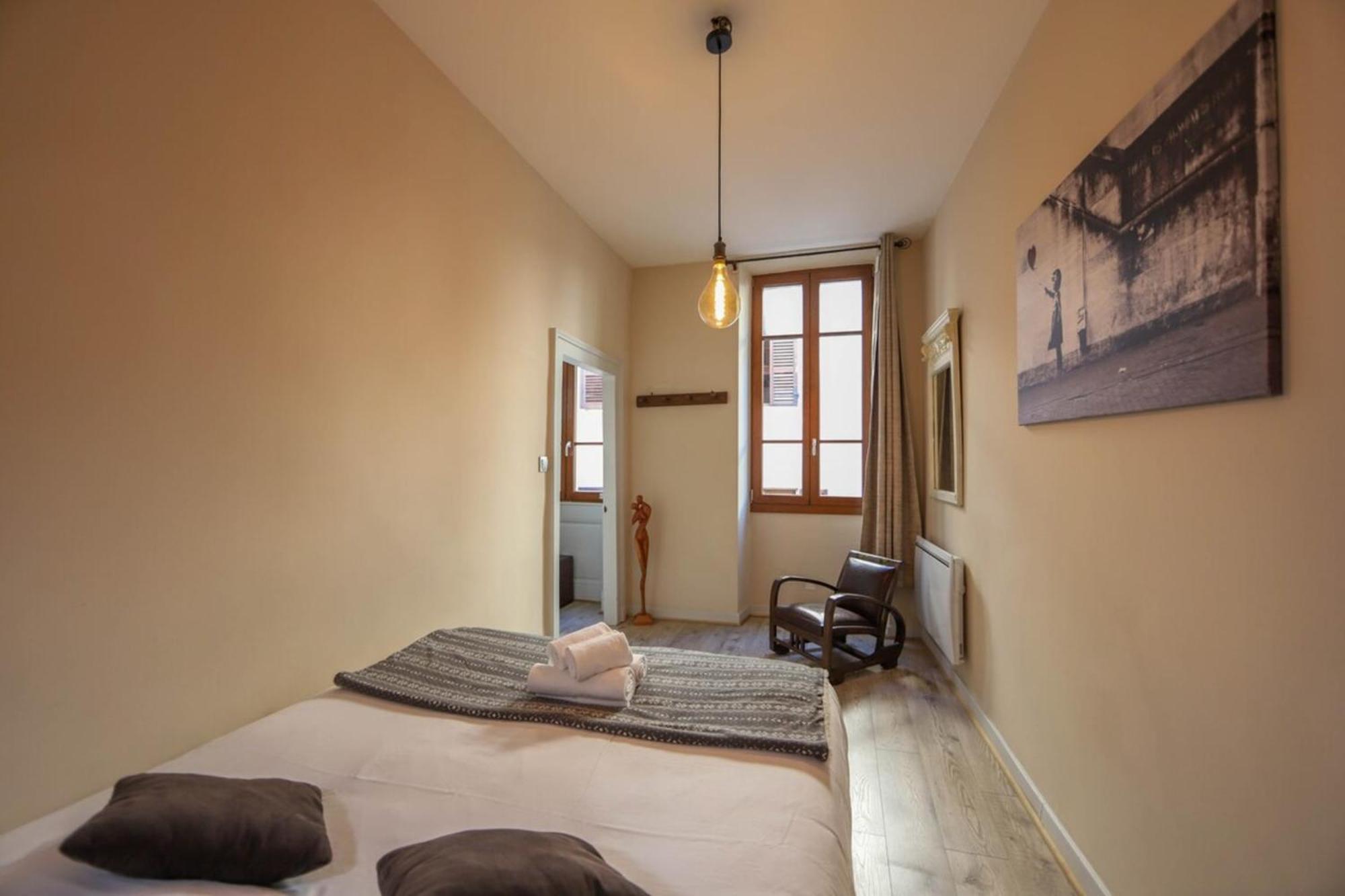 La Bulle Sereine - T2 Atypique En Centre Pieton Apartment Annecy Exterior photo